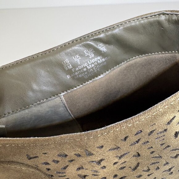 Carlos by Carlos Santana Brett Ankle Boot Womens Size 9 Olive Green Boho Bootie - Picture 6 of 8